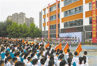 圖為平城區14校主題教育活動現場。戎禹仁攝